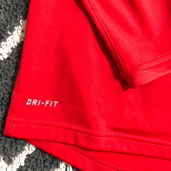 Nike Dri Fit red pullover Size Large - Picture 3 of 7